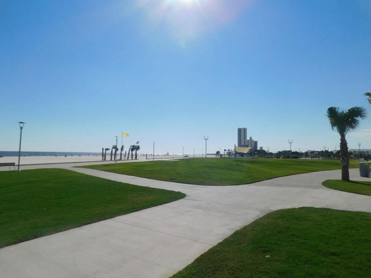 Duplex Allows For One Or Both Sides To Be Rented! Suitable For Small Or Large Families! Gulf Shores Luaran gambar